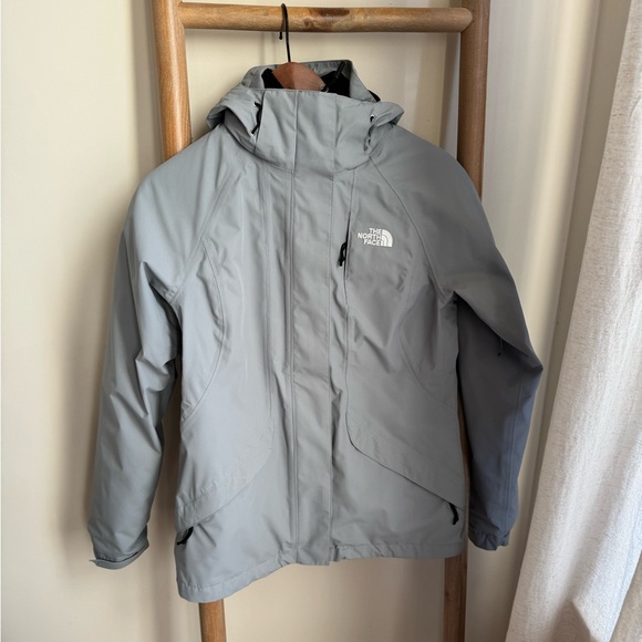 EUC The North Face Women Boundary Triclimate Jacket XS - Picture 2 of 6